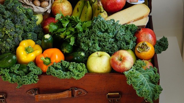 ovoce a zelenina v kufru